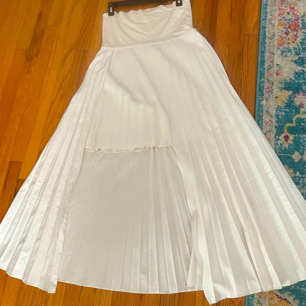 Brunello Cucinelli strapless & pleated maxi dress size 40 off white